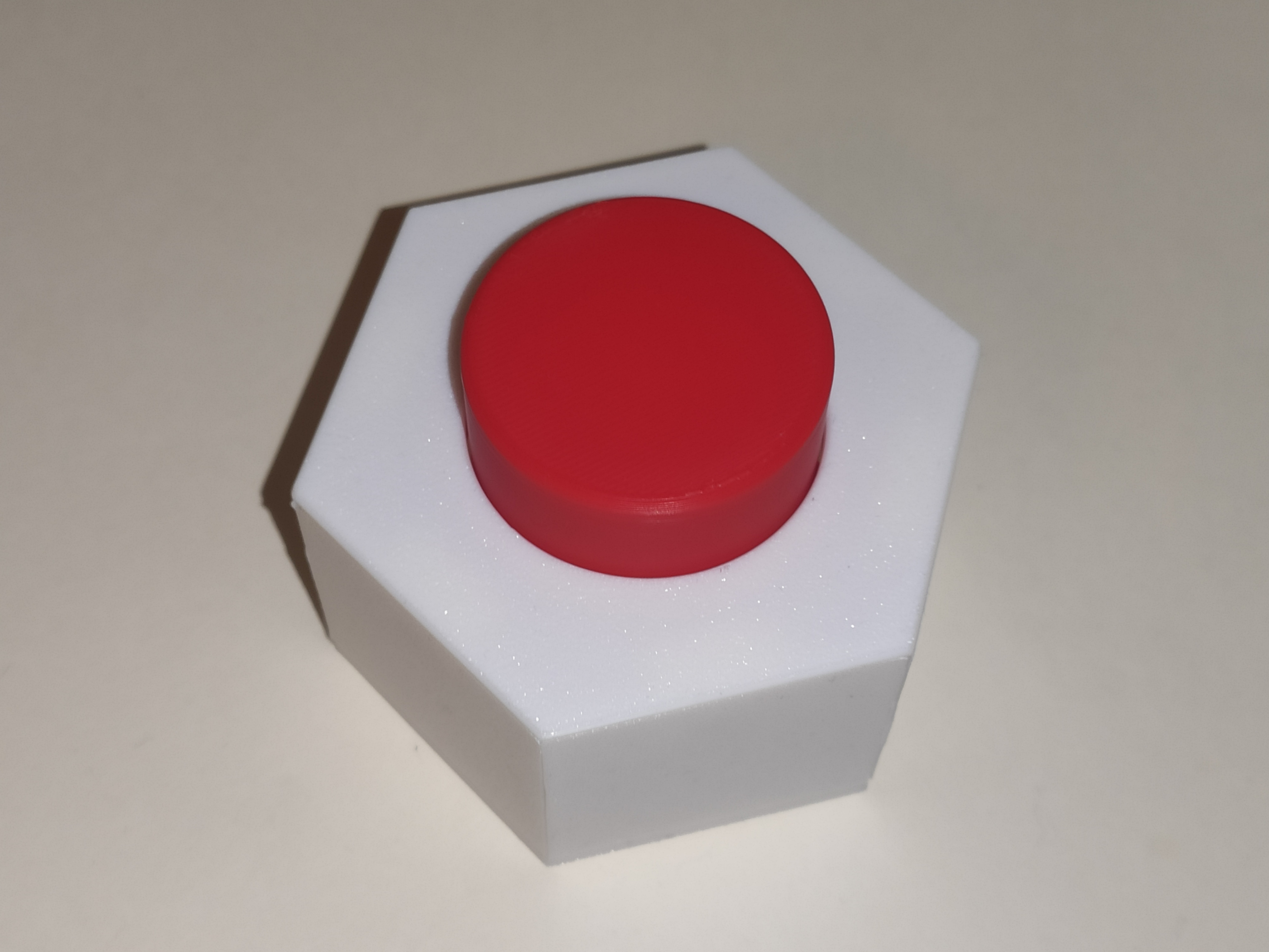 Miniatura 2 do modelo 3D Self-Destruction Prank Button
