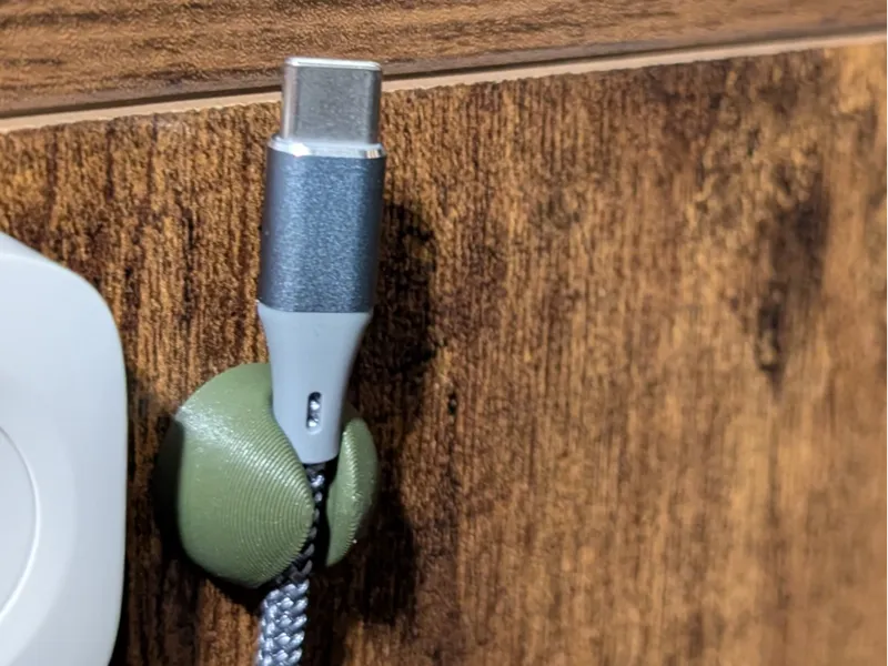 Cable holder screw remix