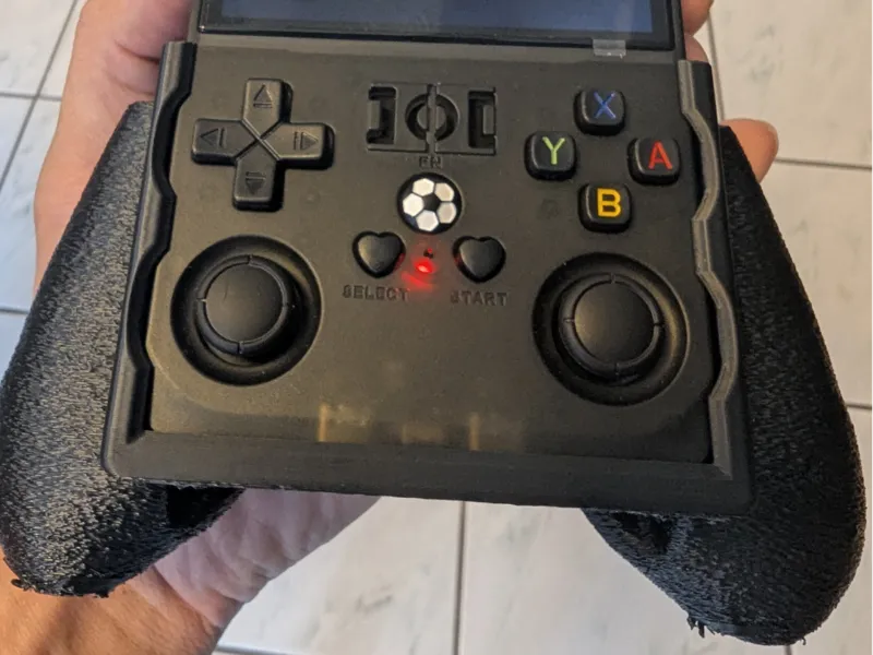 R36 MAX Retro Console Grip