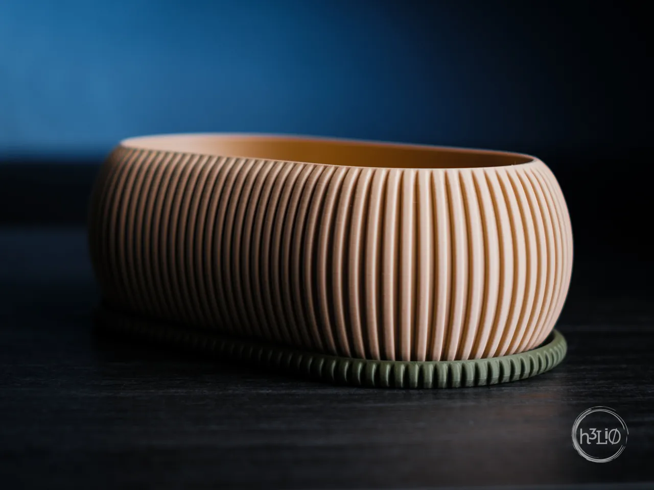 zephyr · bonsai planter view 2