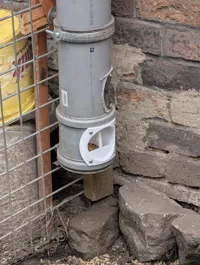 Anti-Waste Version – Higher Feed Lip & Center Divider