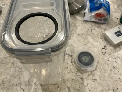 Hydometer Holder for Skroam Cereal Container