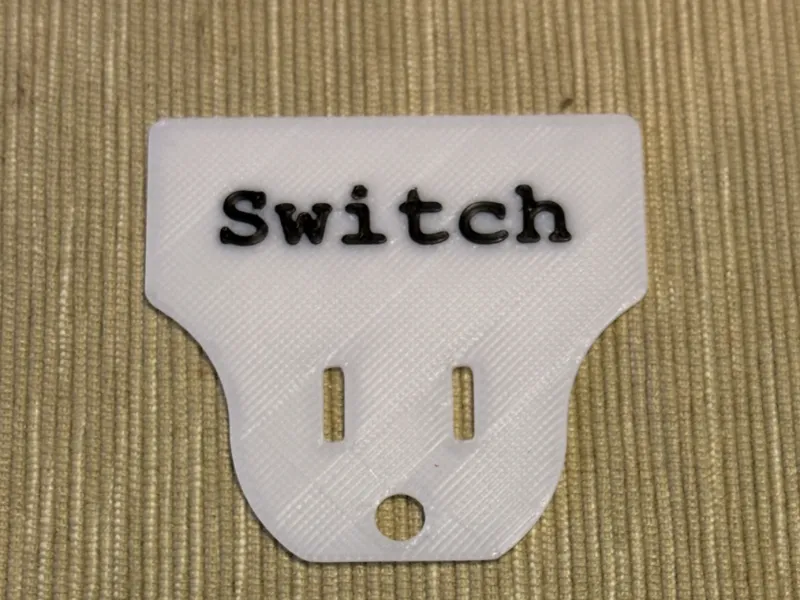 US Outlet Marker Tags - Stop Accidental Unplugging