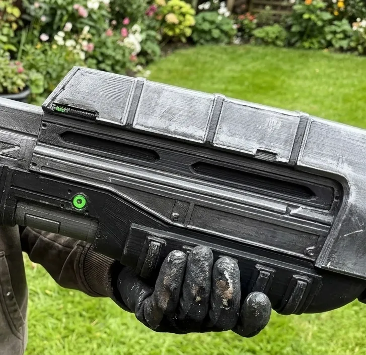 Halo Master Chief Assault Rifle (MA5) - Cosplay - Free 3D Print Model ...