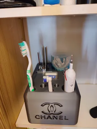 Boite de rangement des accessoires d'hygienes