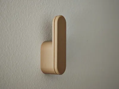 Wall hanger