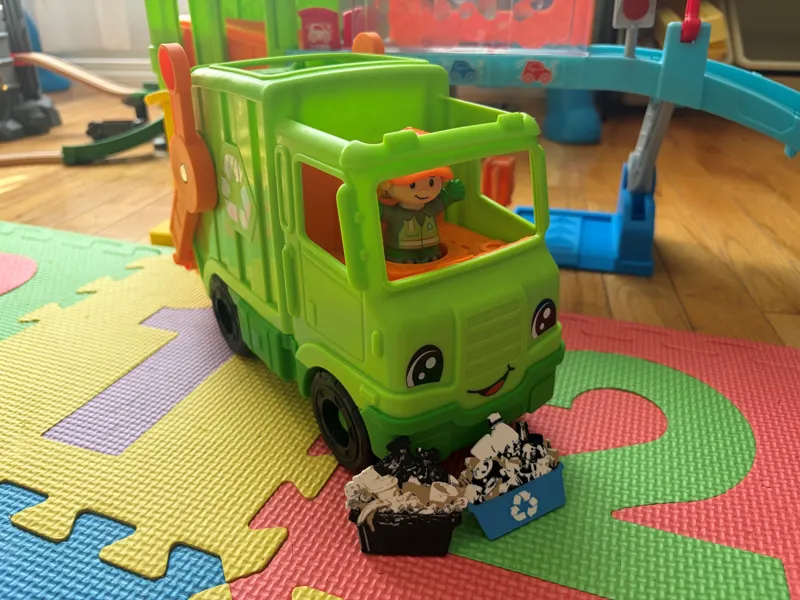 Play Pieces for Little People Recycling Truck