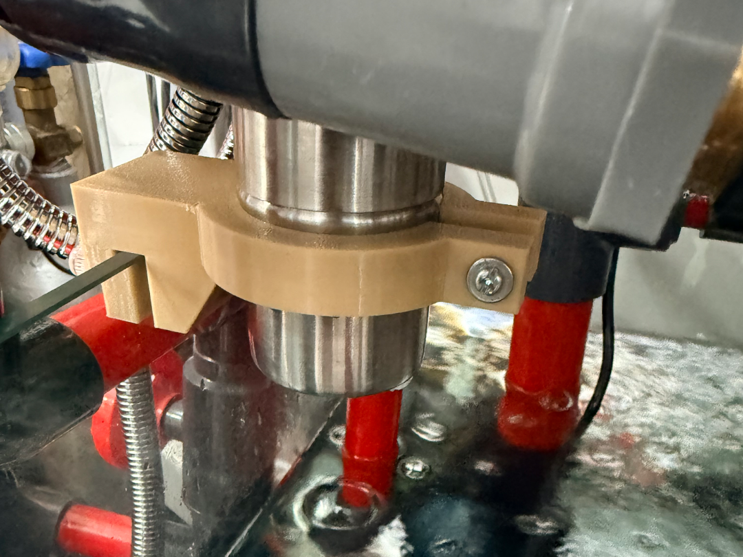 Float Valve Clamp (49 mm)