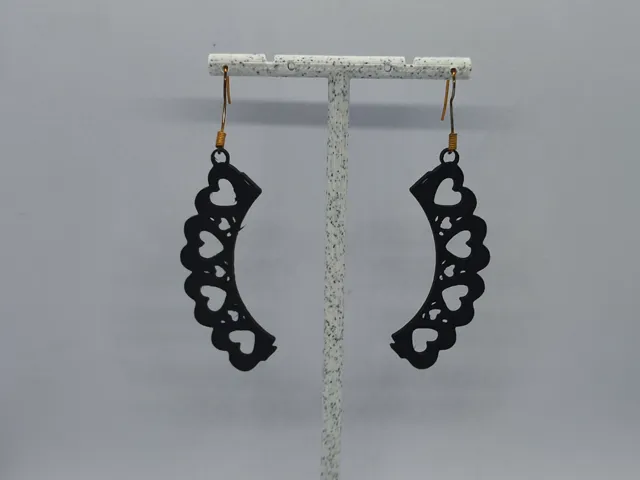 Aretes Media Luna de Encaje