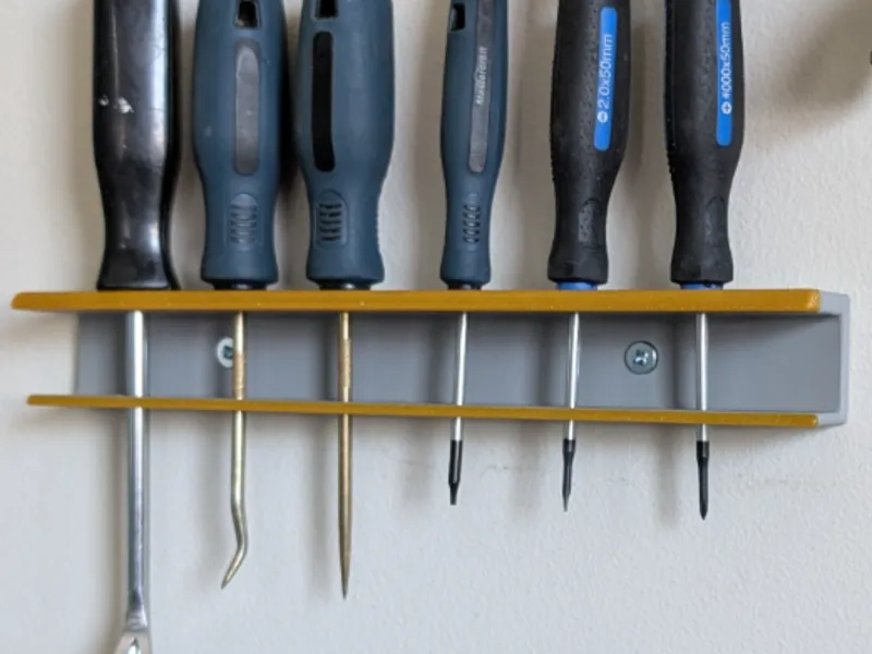 Screwdriver holder - wall mount