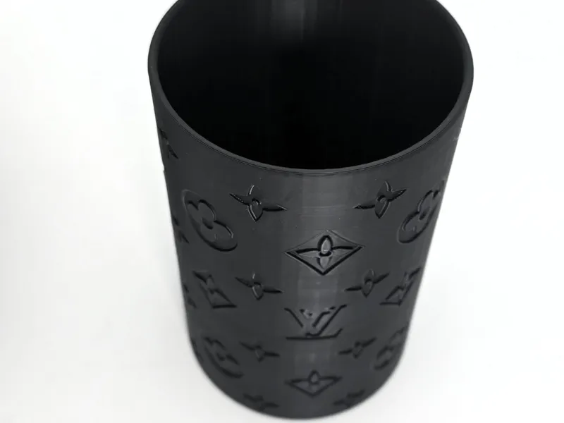 Vaso portapenne moderno Louis Vuitton