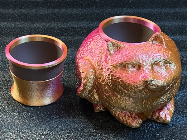 Pot auto-arrosant chat mignon