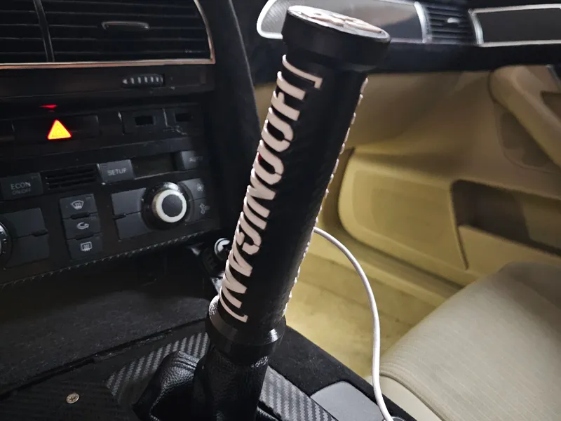 Pomo Ken Block para coche