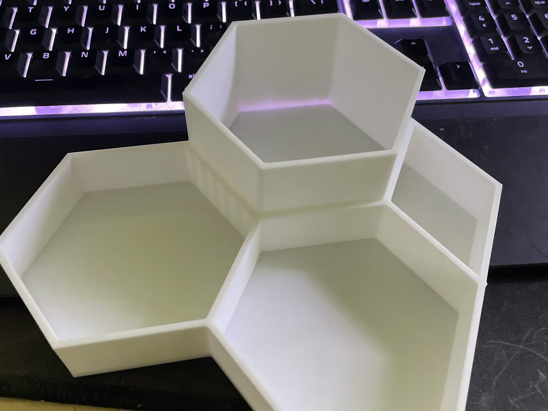 Waterfall Holder V1