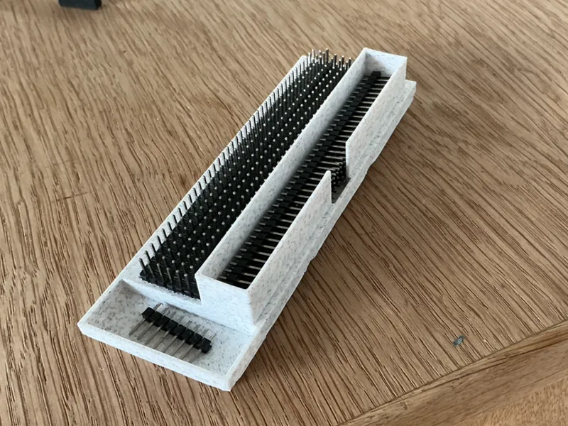 Gridfinity holder for pins
