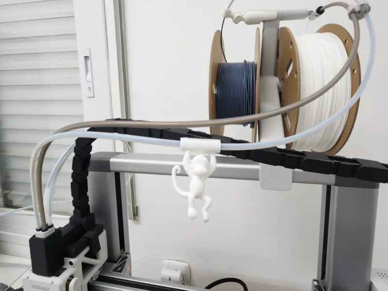 Swinging Monkey – PTFE Tube Buddy