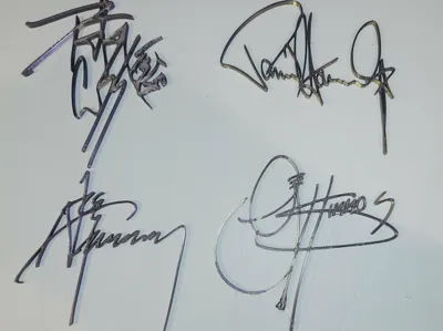 Kiss Autographs