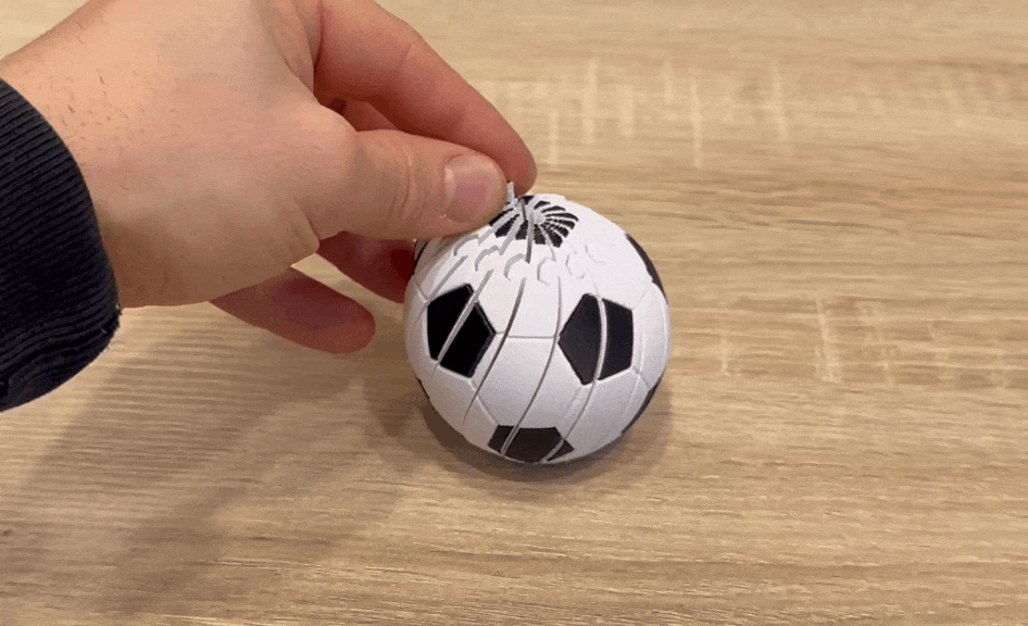 Twisty soccer ball fidget