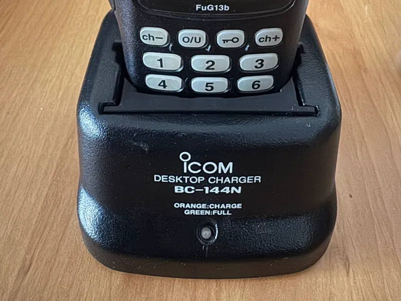 Icom Bc-144n Spacer Ladeschale