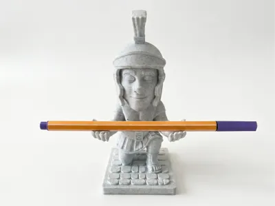 Roman Legionary Pen Holder – Kneeling Soldier