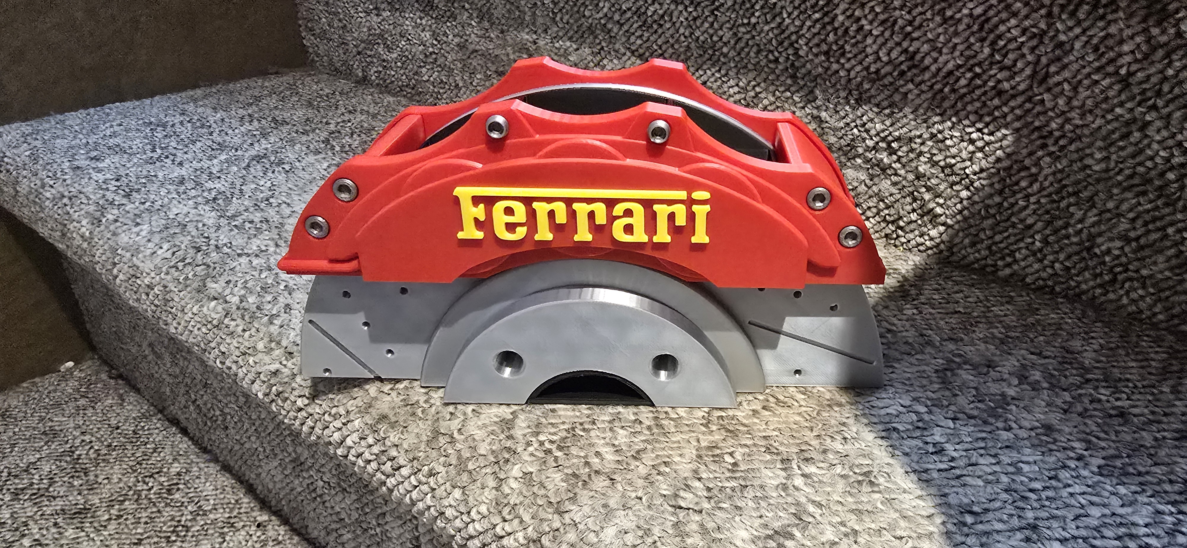 Miniatura 5 do modelo 3D Brake Caliper Pencil Holder - Replaceable Marks