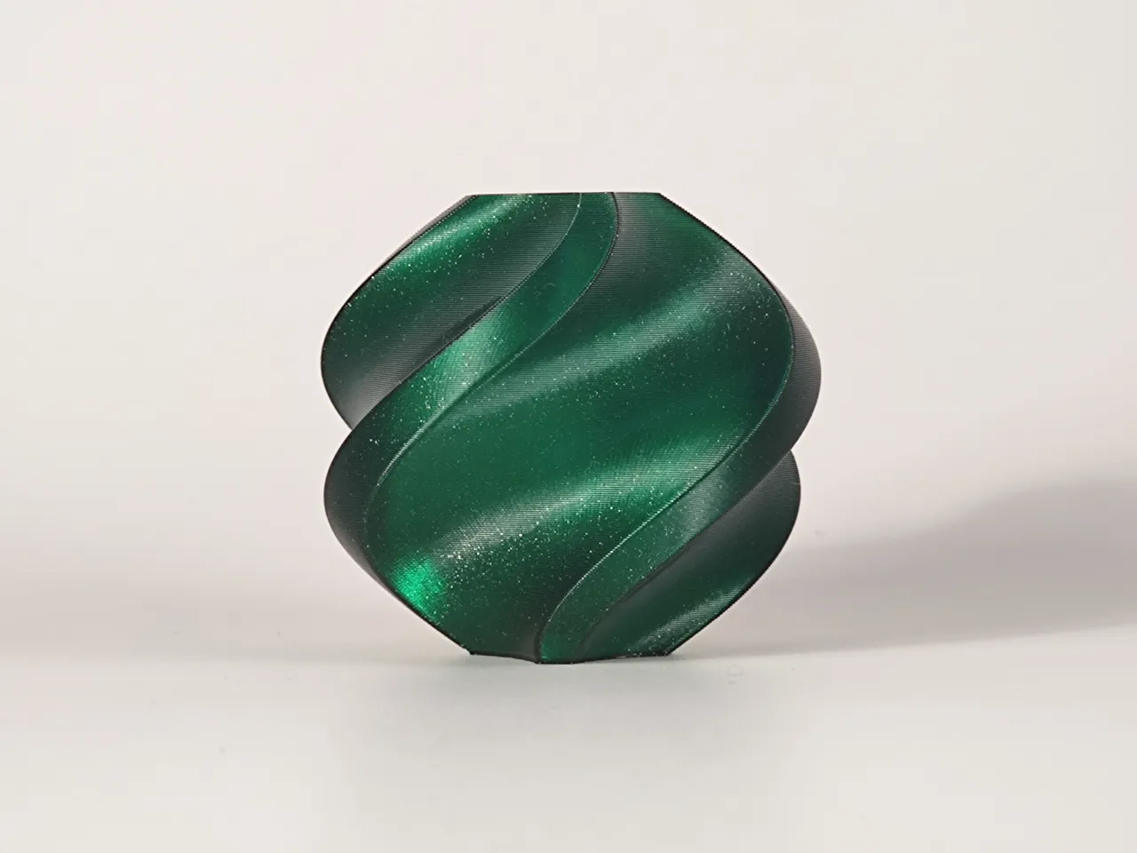 Bambu Lab Filament Display Spiral Ball Model view 4