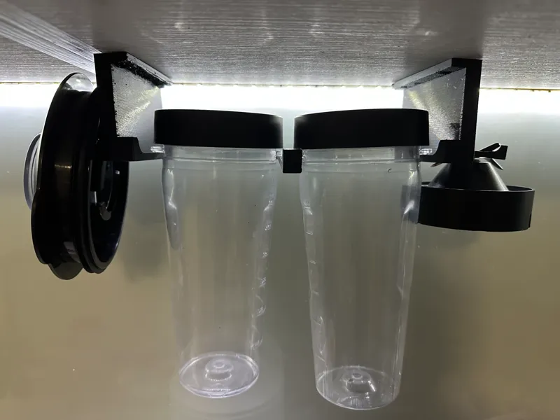 tumbler holder for Philips blender