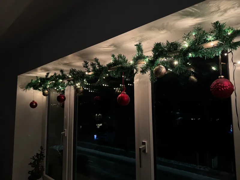 Christmas Window decoration mount.