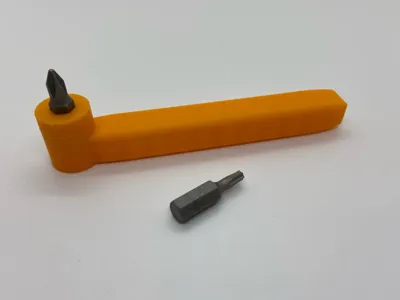 Screwdriver handle with an angle