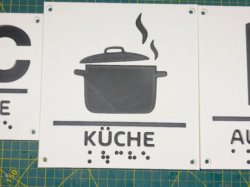 Türschilder mit Brailleschrift