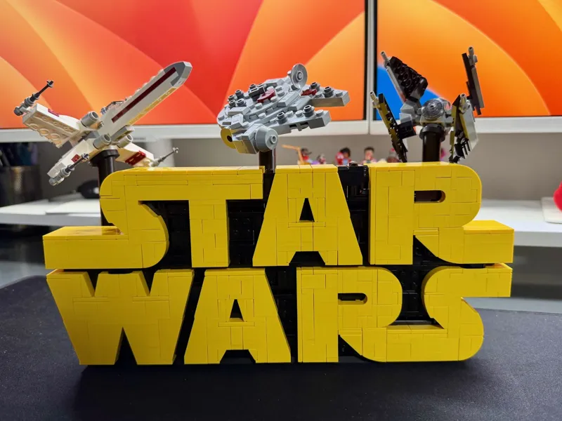 STARWARS LOGO FLYING POLYBAG STAND -LEGOSET 75407