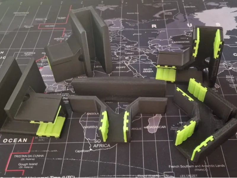 Third hand v2 tools for boards positioning