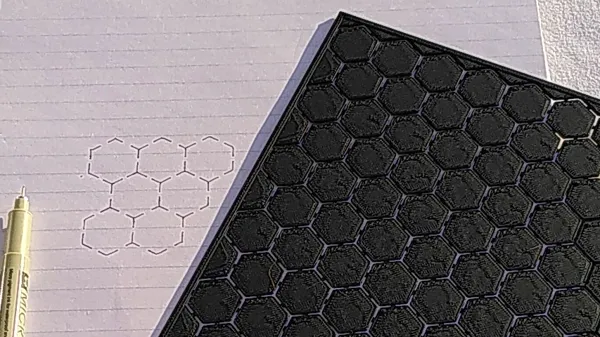 Pochoir hexagones pour jeux de plateau