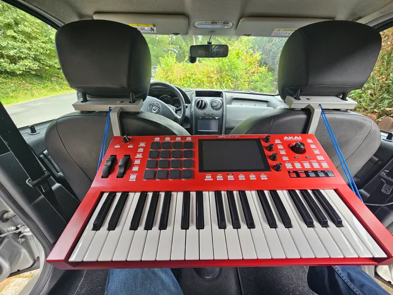 MPC37 Kopfstützen Halterung für Duster 2013