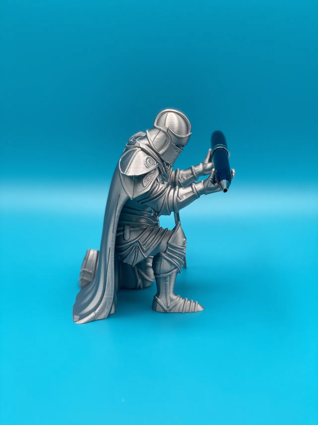 Warrior Desk Buddy view 4