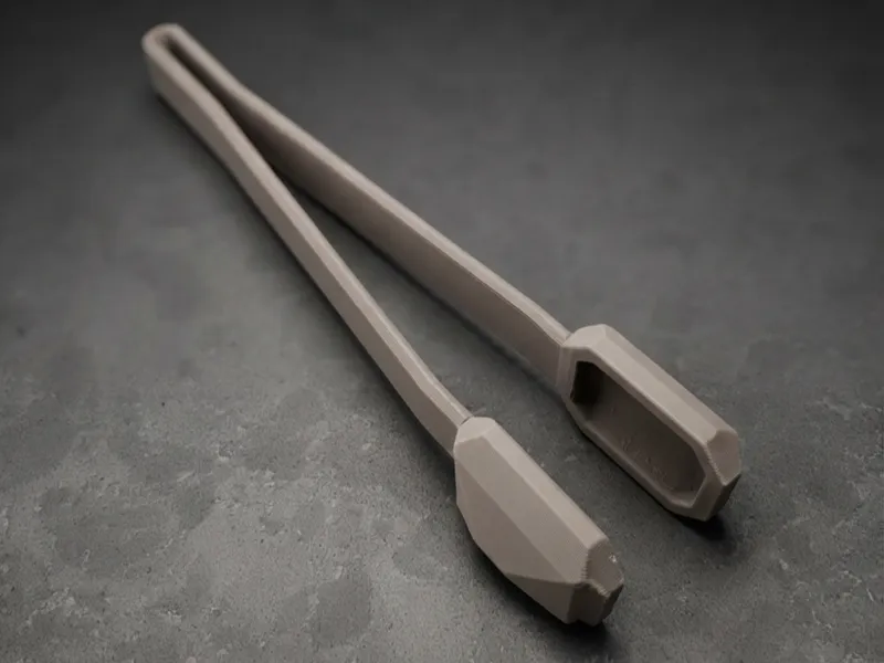 Tea tongs
