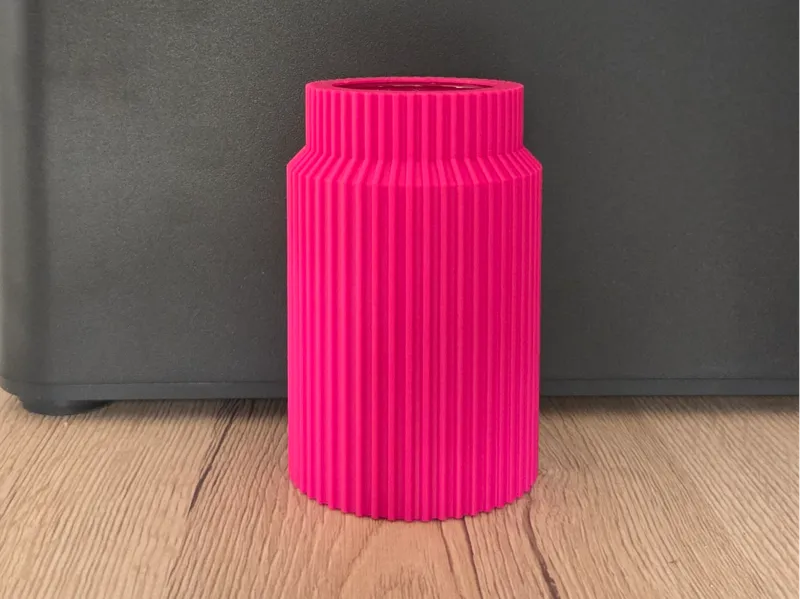 Moderne Vase–Upcycling für Pizza-Saucengläser