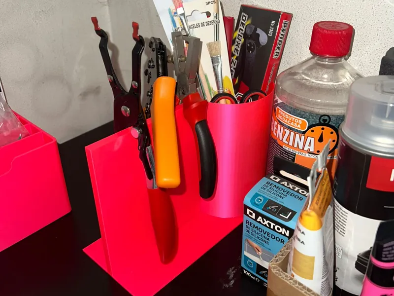 Pliers organizer + pencil holder