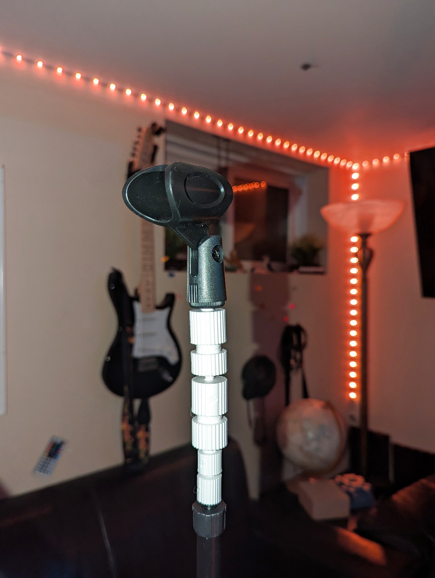 Miniatura 2 do modelo 3D Universal Mic Stand Thread Adapter Set
