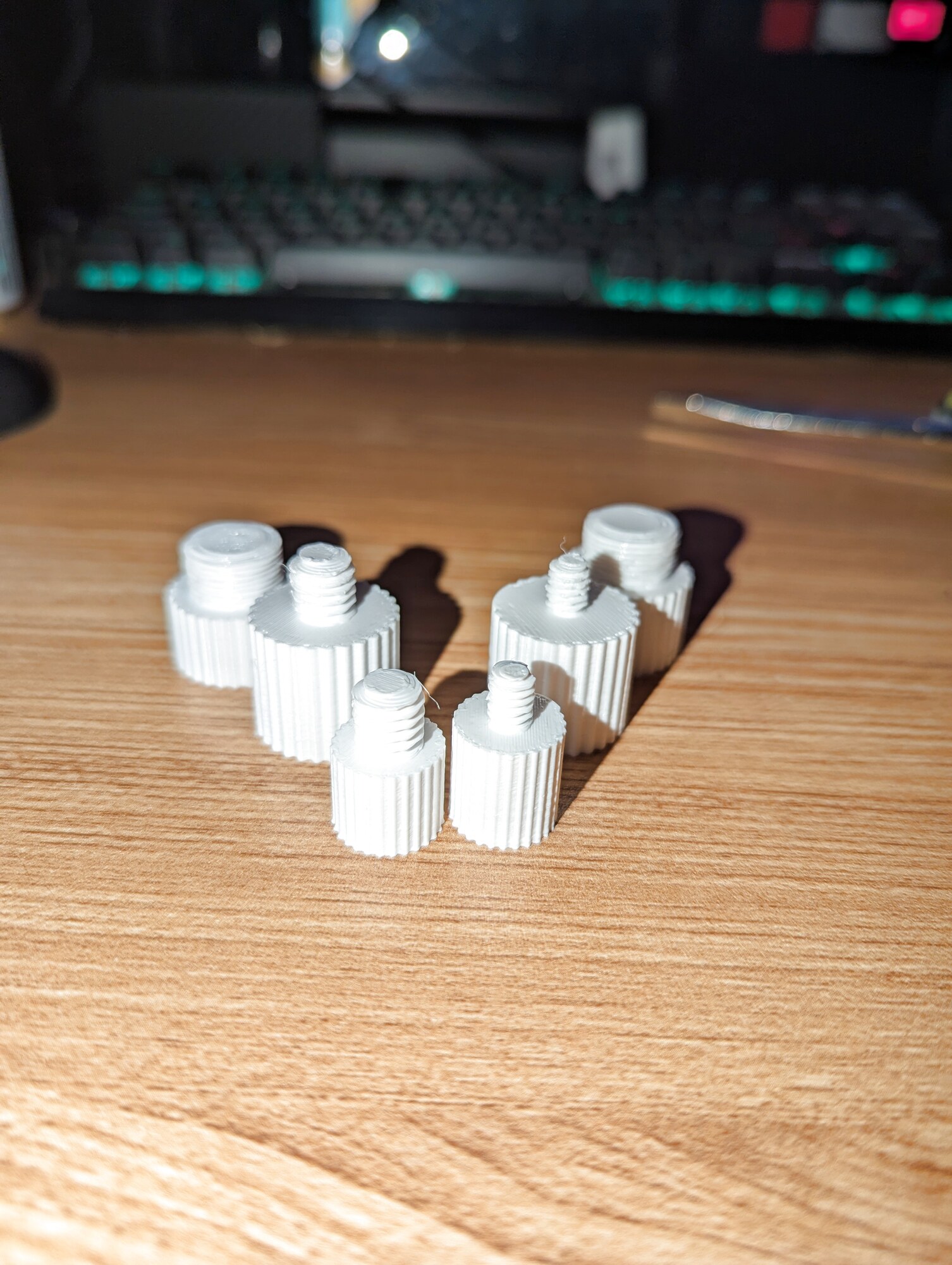 Miniatura 4 do modelo 3D Universal Mic Stand Thread Adapter Set
