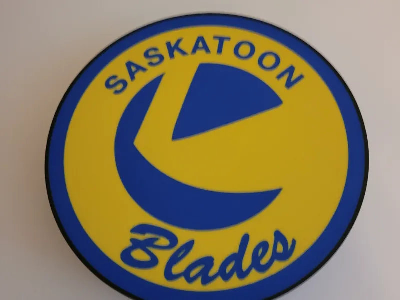Saskatoon Blades Old Logo Lightbox
