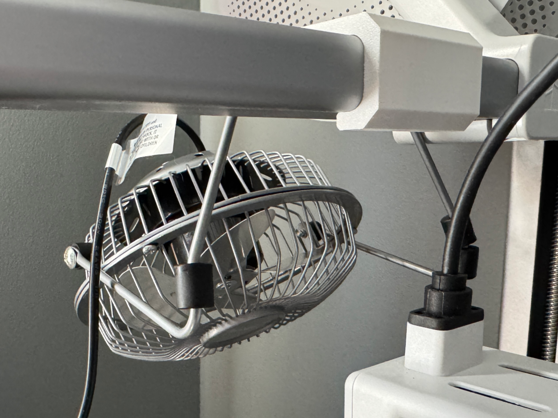 A1 Top Fan Mount for Generic 4" High-Velocity Fans