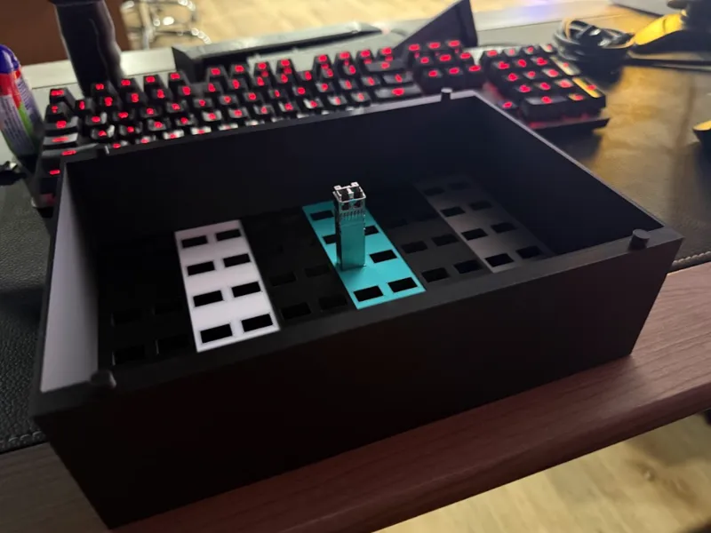 SFP Stackable holder with sorting 