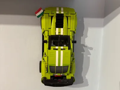 Ford Mustang holder