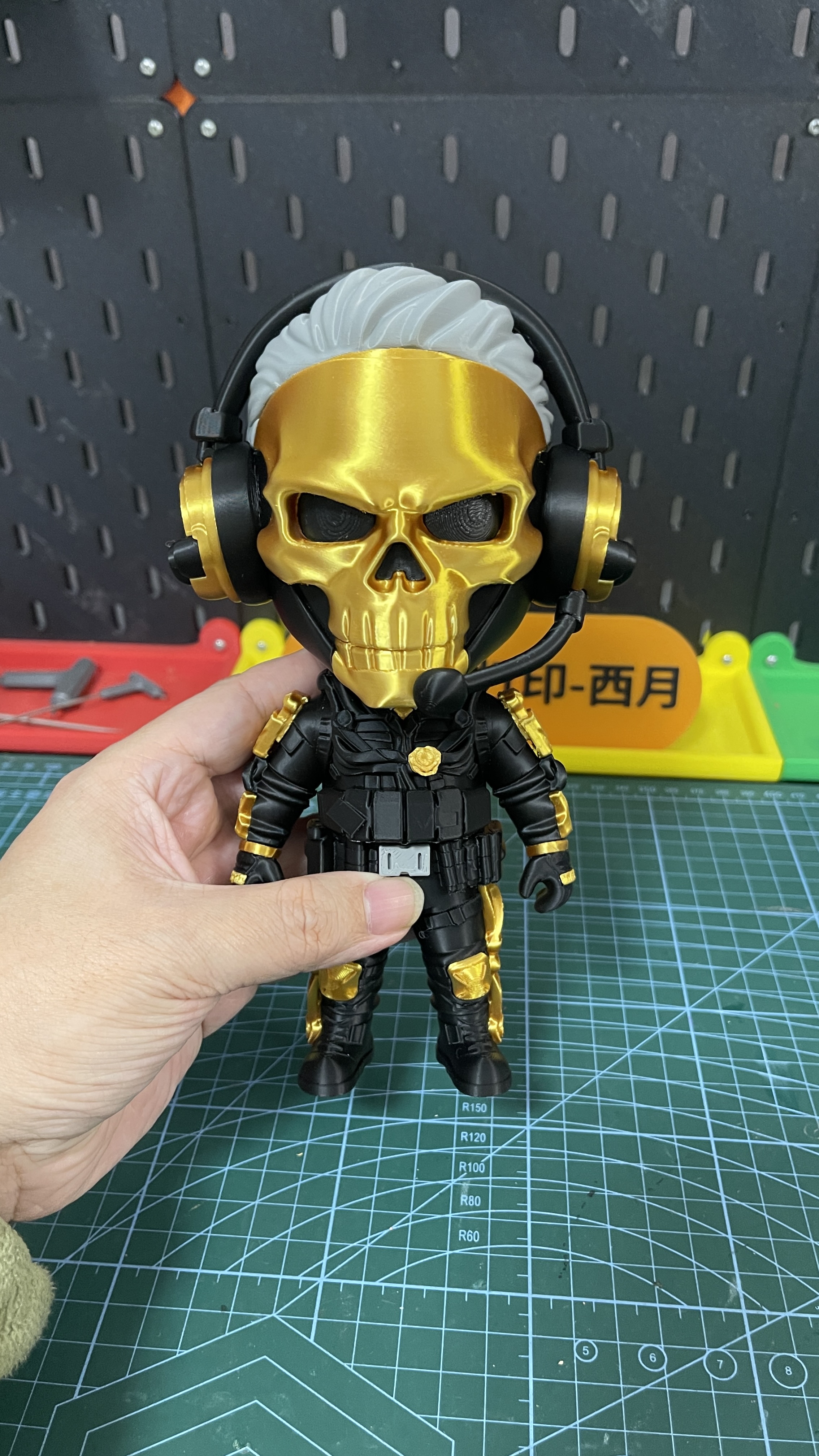 Miniatura 2 do modelo 3D 三角洲行动红狼蚀金玫瑰（无需AMS）