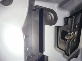 Opel / Vauxhall Rocks e Cable holder / Kabelhalter