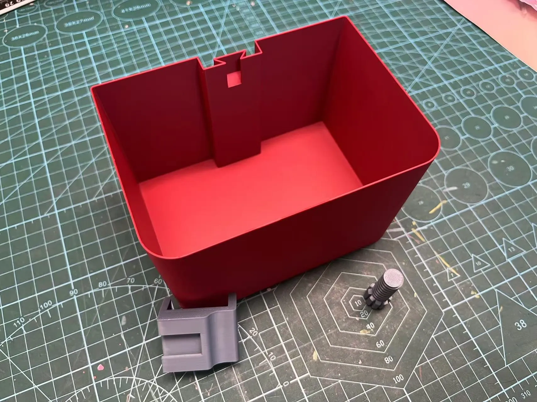 Miniatura 4 do modelo 3D 【桌边垃圾桶】可拼搭桌面夹
