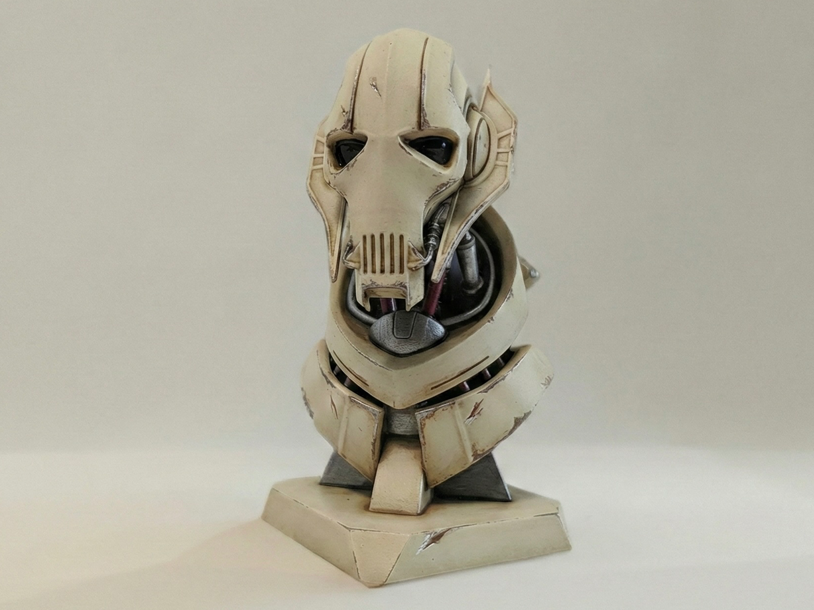 General Grievous Bust - A Star Wars Collectible
