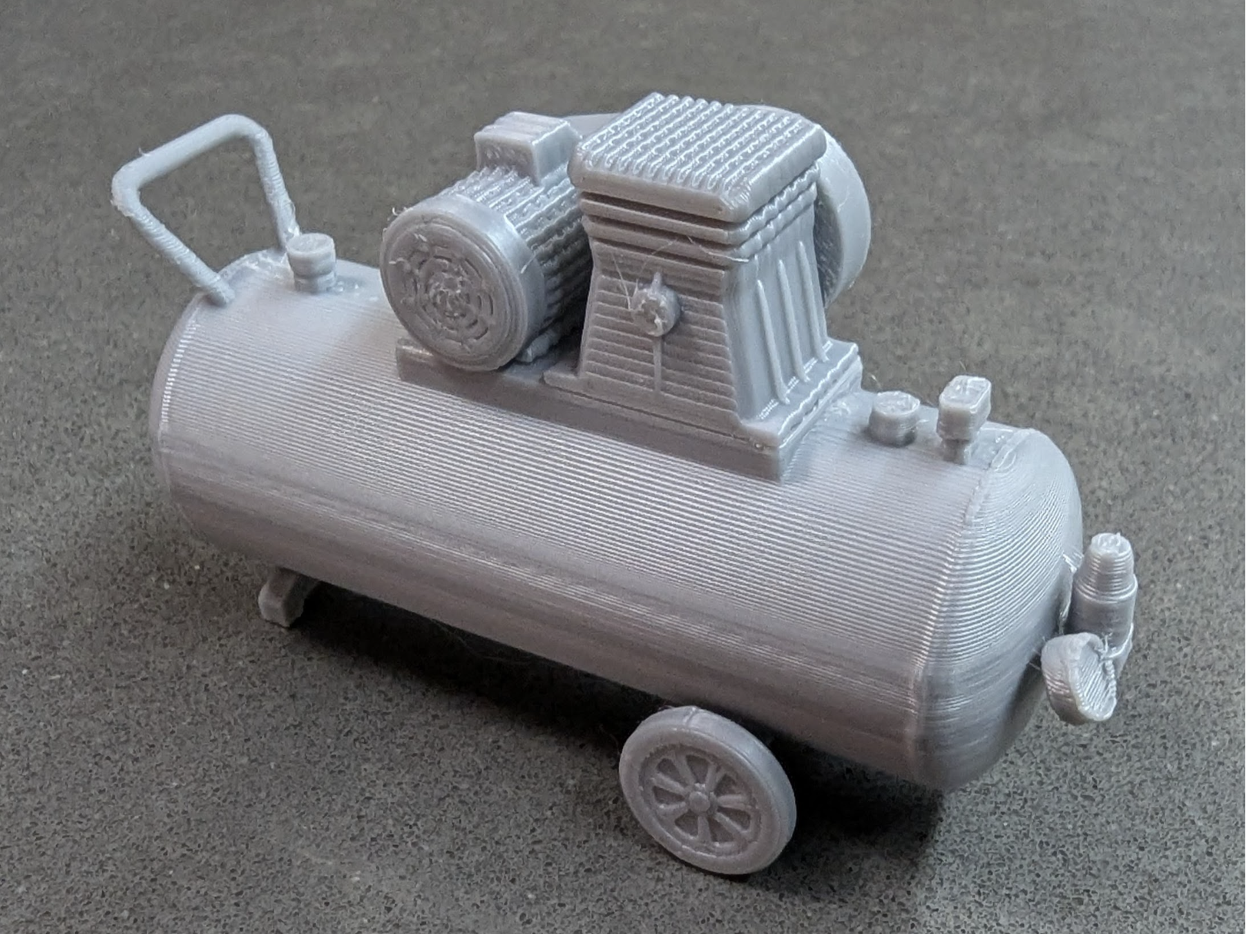 Air Compressor at 1/18 scale for diorama
