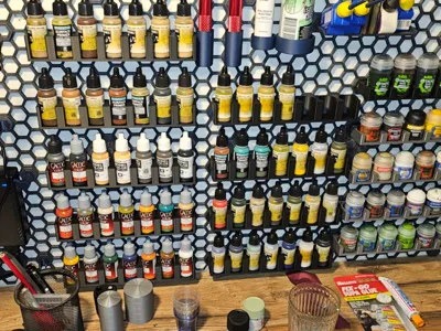 Paint Holder - Vallejo - Hex Wall Board